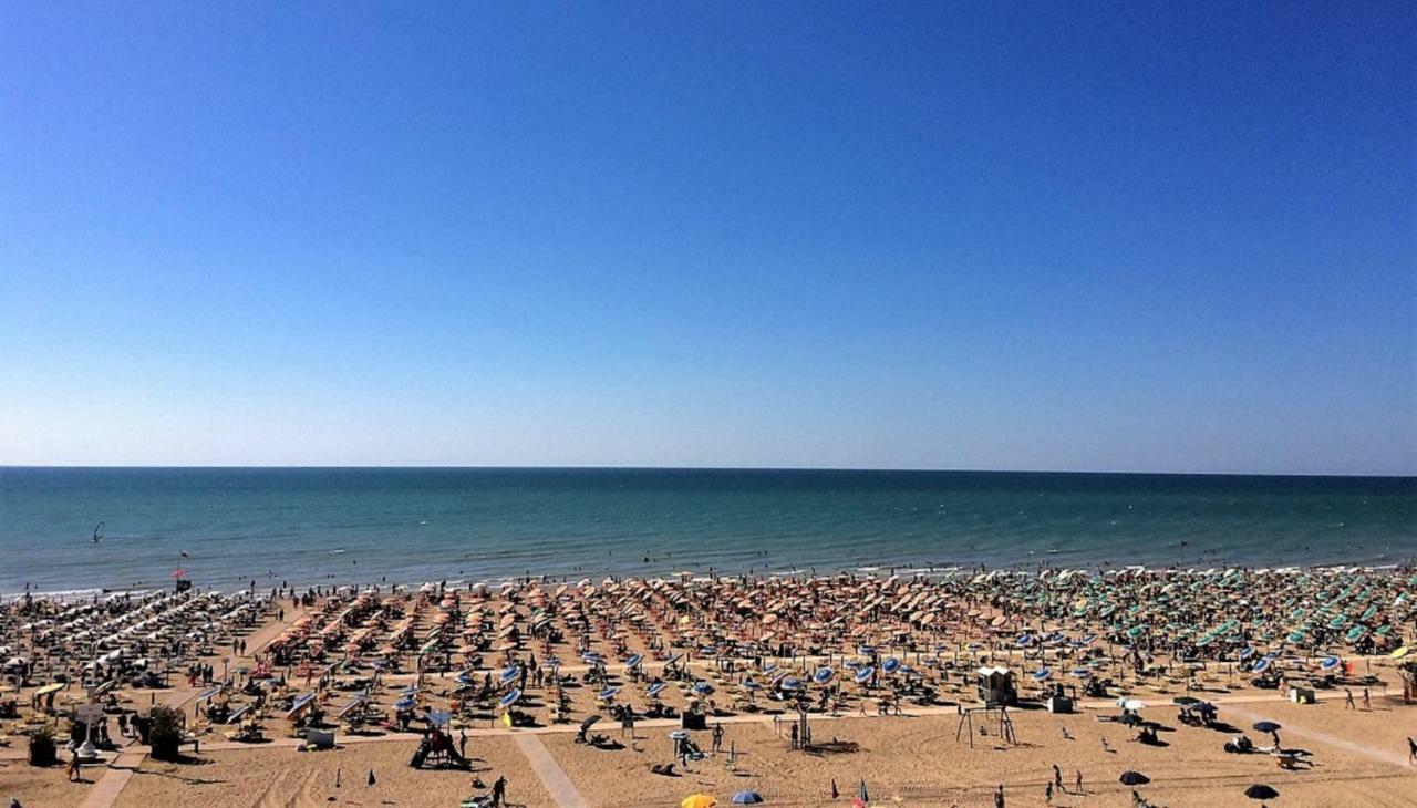 Isola Clara - Appartamenti Bibione Exterior photo